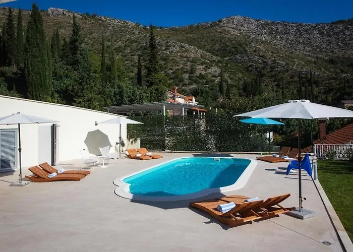 Dupcic فيلة زاتون